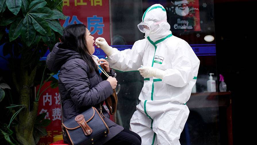 В Китае за сутки не зарегистрировано смертельных случаев от коронавируса - gazeta.ru - Китай