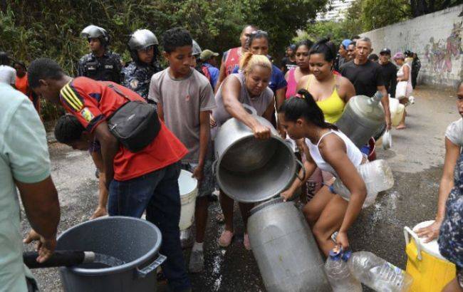 El Mundo - В Венесуэле из-за голода начались беспорядки, есть погибший - rbc.ua - Украина - Венесуэла
