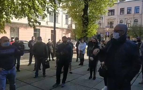 Алексей Каспрук - В Черновцах протестуют против закрытия рынков - korrespondent.net - Черновцы