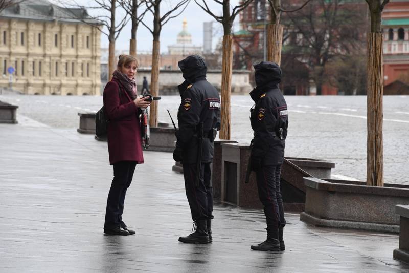 Кто чаще всего нарушает режим самоизоляции в Москве - tvc.ru - Москва