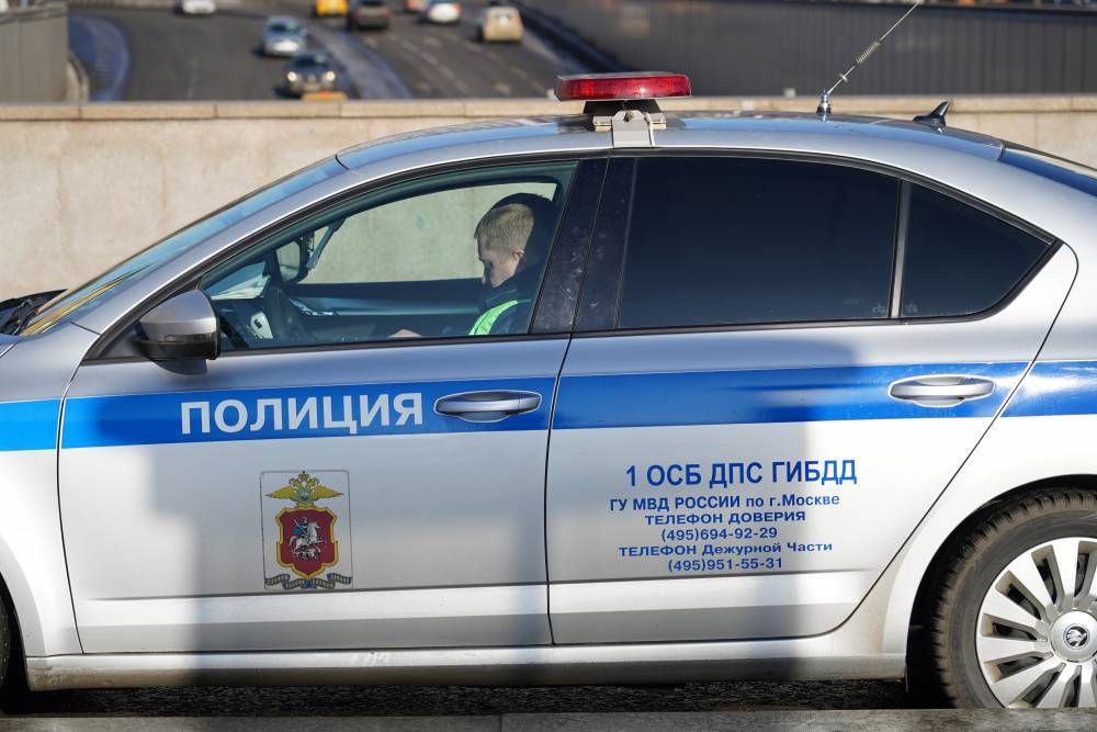 Столичная полиция начала проверку после драки водителя такси с пассажиркой - vm.ru - Россия