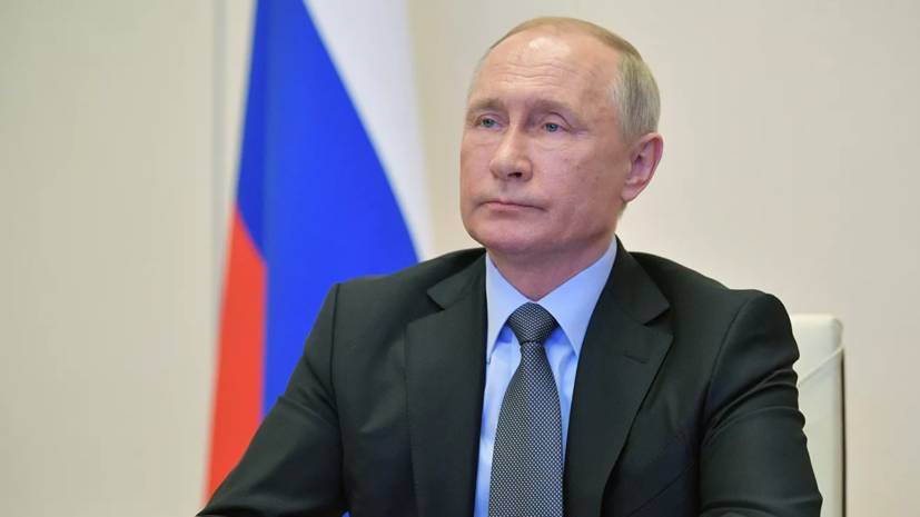 Владимир Путин - Путин призвал госкомпании не покупать иностранные лимузины - russian.rt.com - Россия