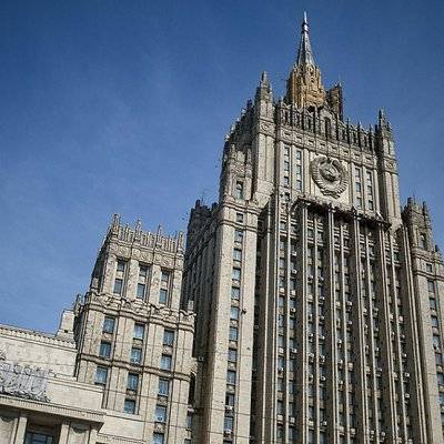Владимир Путин - Путин поручил МИД помочь другим ведомствам с международными контактами в борьбе с COVID-19 - radiomayak.ru