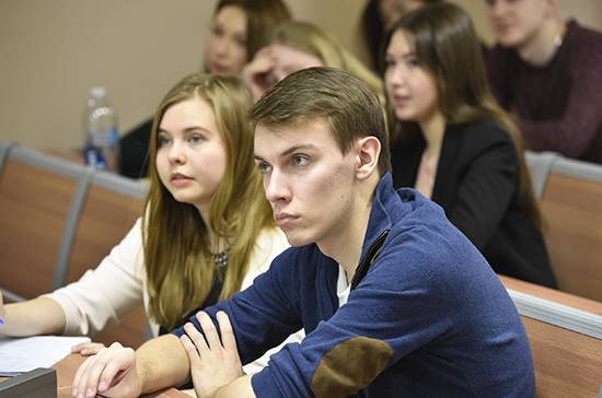 В РЭУ им Г. В. Плеханова разработали дополнительные меры поддержки студентов - pnp.ru - Россия
