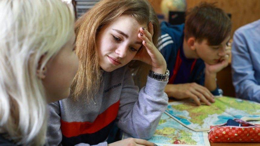 Ирина Потехина - Петербургские школьники смогут уйти на летние каникулы 30 апреля - 5-tv.ru