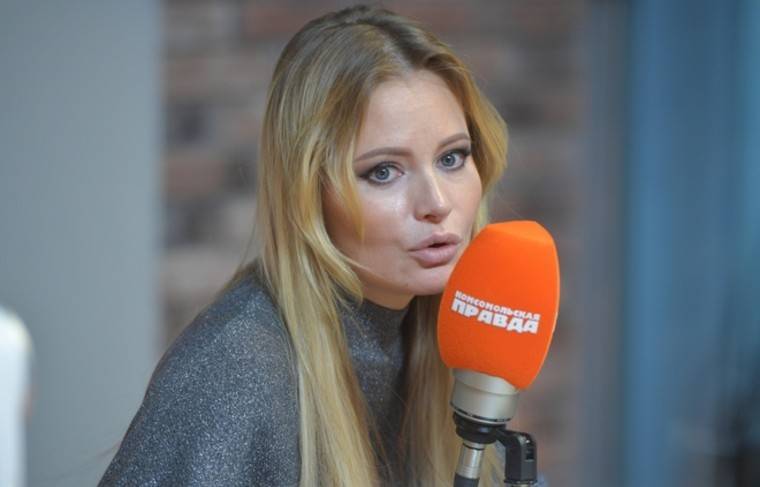Дана Борисова - Дана Борисова оголила грудь и призналась, что два года живёт без секса - news.ru