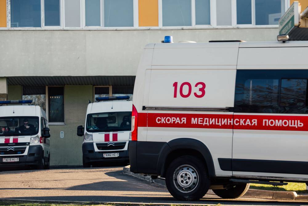Новые цифры Минздрава: всего 9 590 инфицированных. Плюс 817 случаев за день - belsat.eu - Белоруссия