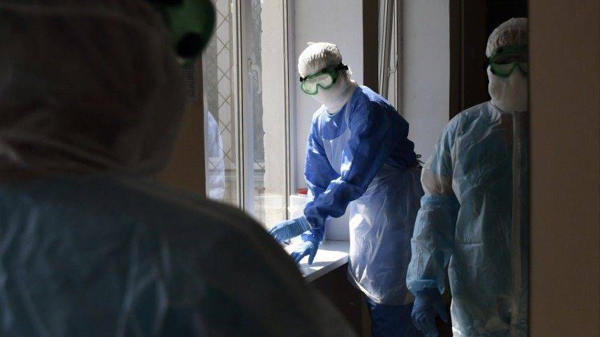 Власти Петербурга объяснили смерть четырех медсестер в разгар пандемии коронавируса - 5-tv.ru - Санкт-Петербург