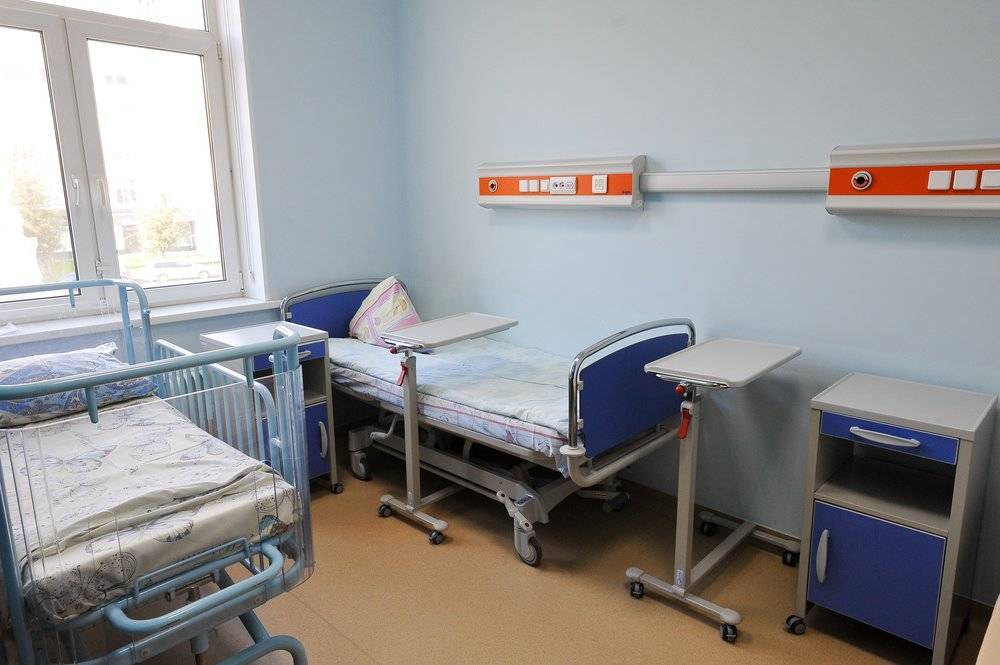 Еще 38 пациентов с COVID-19 умерли в Москве - vm.ru - Россия - Москва