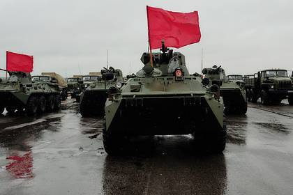 Готовившиеся к параду Победы военные войска возвращены в части - lenta.ru - Россия