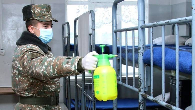 Почти 900 российских военных заразились коронавирусом - newizv.ru - Россия