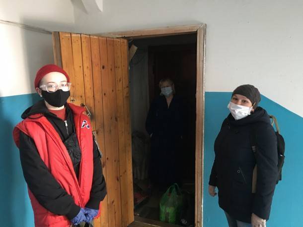 Как во время пандемии волонтеры помогают сыктывкарцам - bnkomi.ru - республика Коми