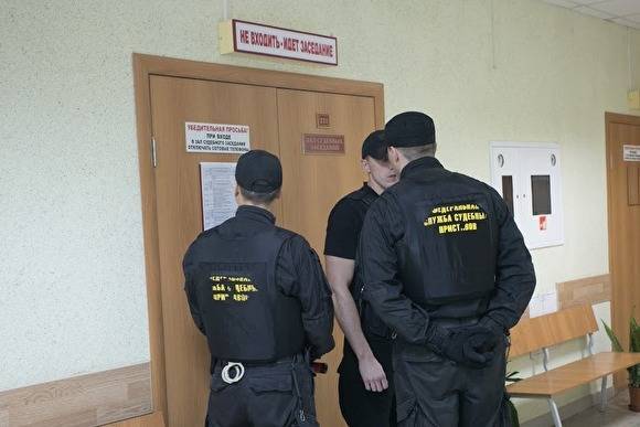 В Кургане суд закрыл магазин хозтоваров, который продолжал работать в пандемию - znak.com - Россия - Курган