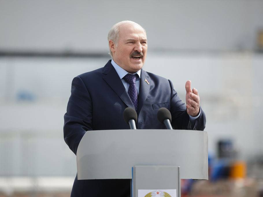 Александр Лукашенко - "Меня люди на вилы поднимут". Лукашенко объяснил, почему не вводит карантин в Беларуси - gordonua.com - Белоруссия - Гомель