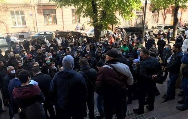 Протестующие добились открытия рынков в Черновцах - korrespondent.net - Черновцы