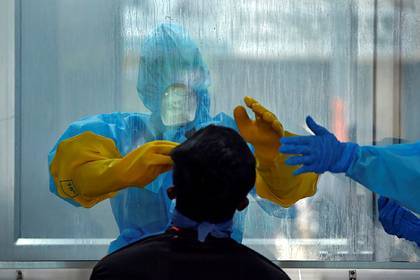 Индия предупредила о бракованных тестах на коронавирус из Китая - lenta.ru - Китай - Индия