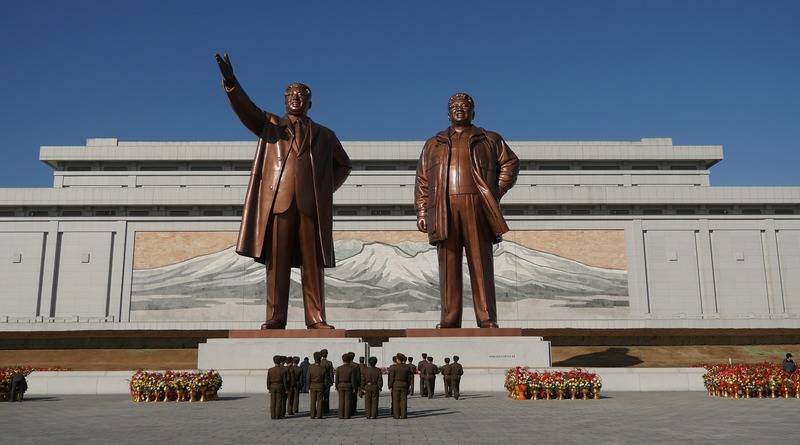 Ким Ченын - В Северной Корее люди в панике скупают продукты на фоне сообщений о смерти Ким Чен Ына - usa.one - Washington - Кндр - Пхеньян