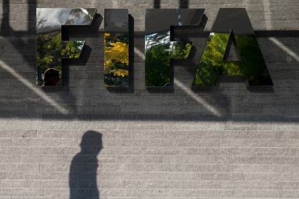 ФИФА предложила увеличить количество замен из-за коронавируса - lenta.ru