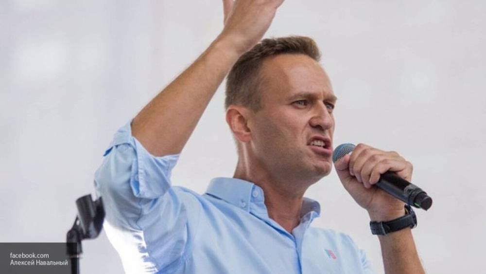 Даниял Алхасов - Навальный распространяет фейки о COVID-19 через заподозренного в экстремизме врача - inforeactor.ru - республика Дагестан
