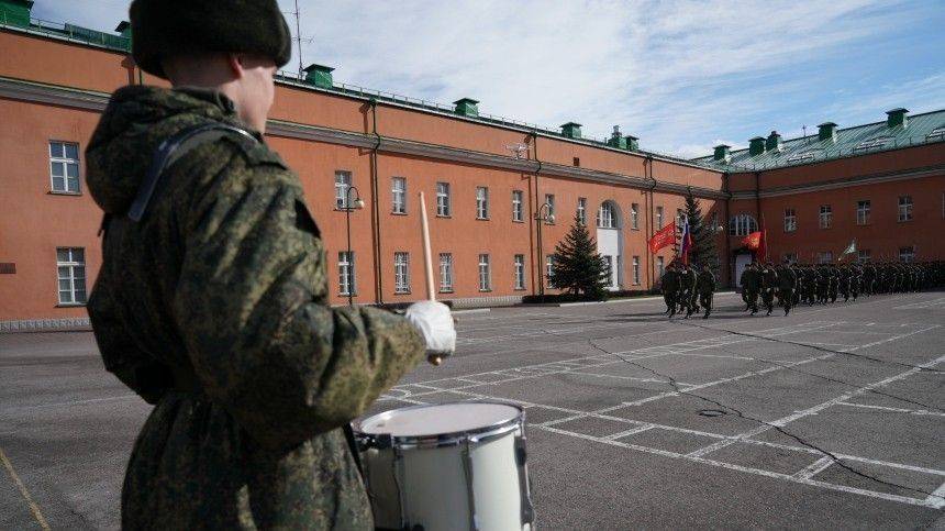 Онлайн-парад и концерт организовали для ветерана ВОВ в Новосибирске - 5-tv.ru - Новосибирск