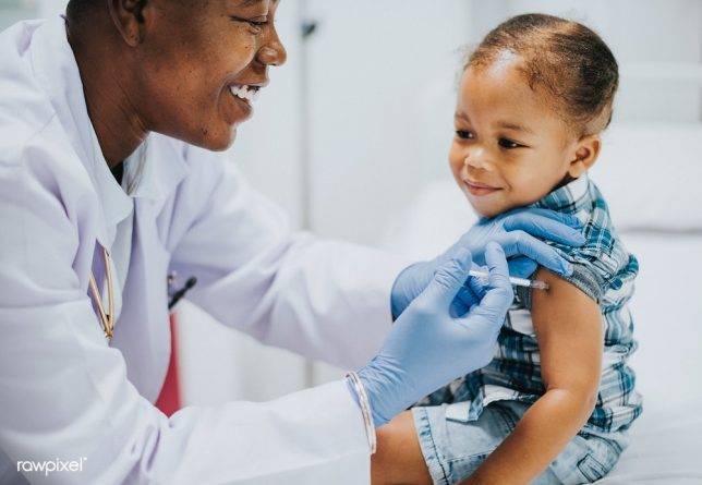 Тедрос Адханом Гебреесус - ВОЗ предупреждает, что «дети умрут», если страны прекратят делать вакцины из-за коронавируса - usa.one - Сша