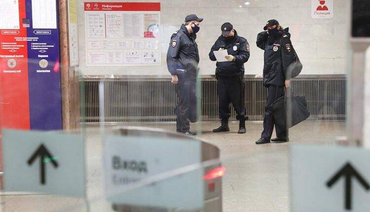 В Москве суд оштрафовал пассажира метро за нарушение карантина - newtvnews.ru - Москва