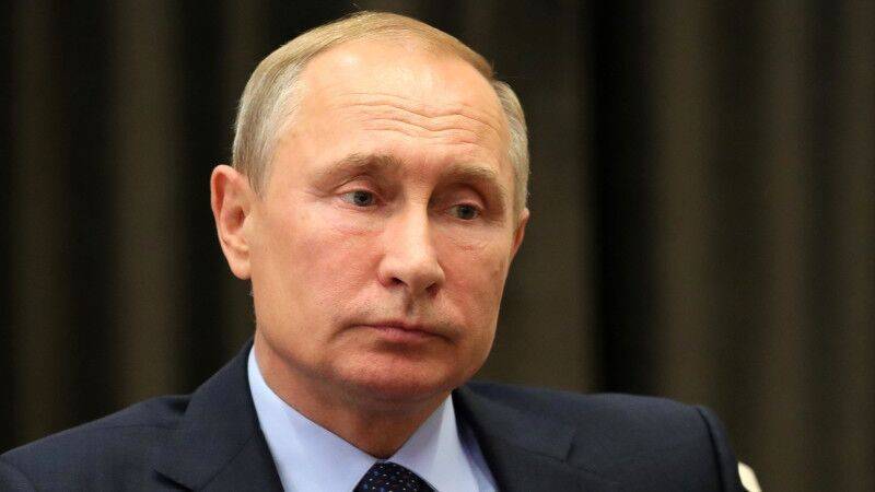 Кремль во вторник анонсировал совещание Путина с губернаторами по COVID-19 - inforeactor.ru - Россия - Москва