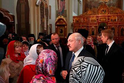 Александр Лукашенко - В Белоруссии монастырь закрыли из-за коронавируса после визита Лукашенко - lenta.ru - Белоруссия