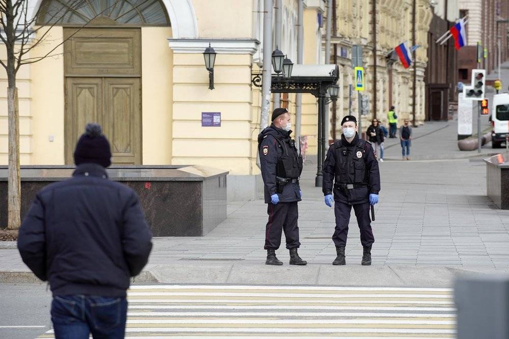 Полиция опровергла сведения о требуемом числе протоколов за нарушение режима самоизоляции - vm.ru - Россия - Москва
