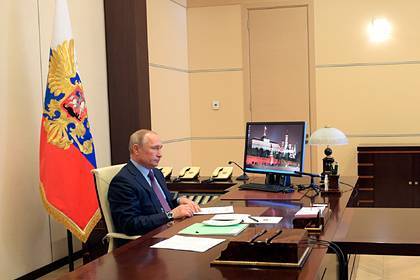 Владимир Путин - Путин выразил соболезнования родным умерших россиян с коронавирусом - lenta.ru - Россия
