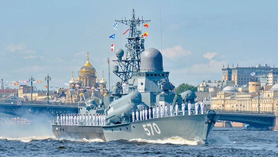 В День Победы к набережной Петербурга пришвартуются военные корабли - dp.ru - Россия - Санкт-Петербург