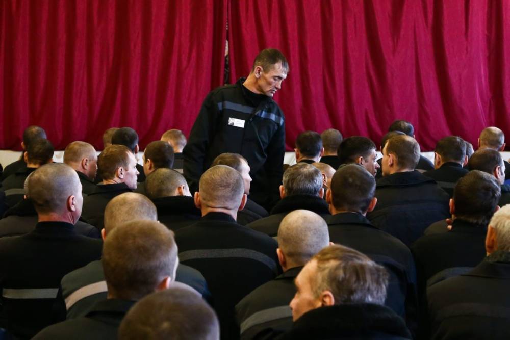 Почти 300 российских тюремщиков заразились коронавирусом - belsat.eu - Россия