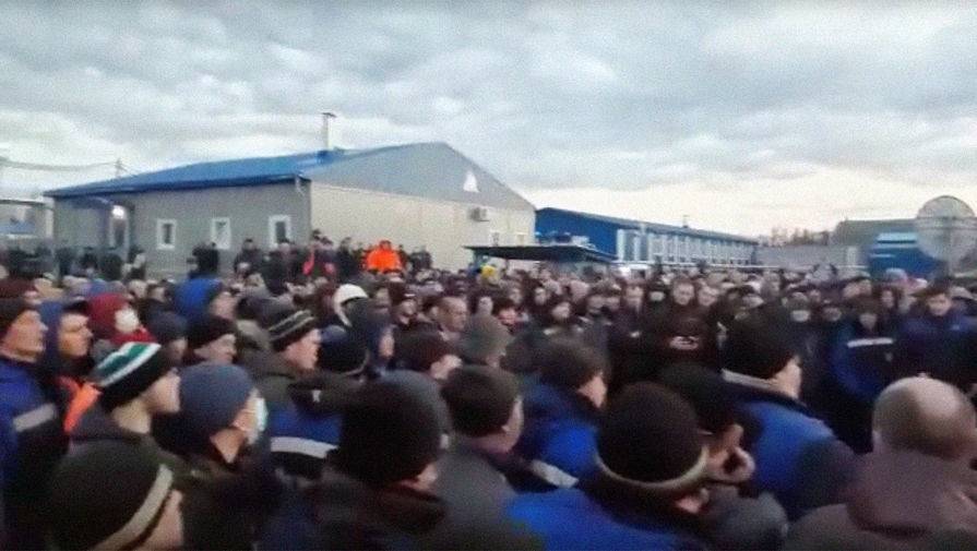 «Газпром» отреагировал на сообщения о бунте рабочих в Якутии - gazeta.ru - республика Саха - Ноябрьск