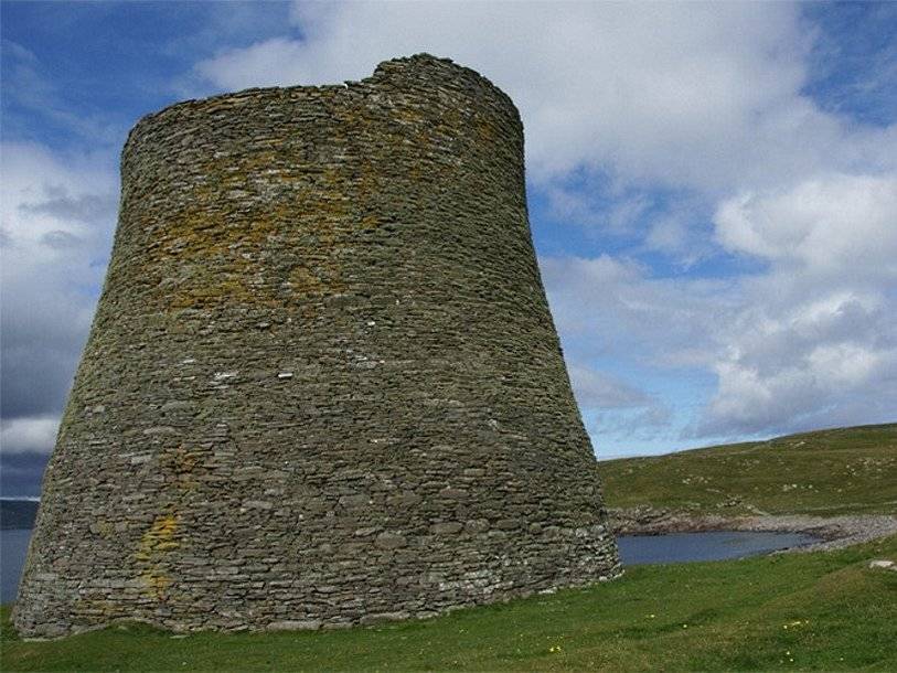 Шотландские археологи намерены построить копию башни докельтской эпохи - polit.ru - Шотландия