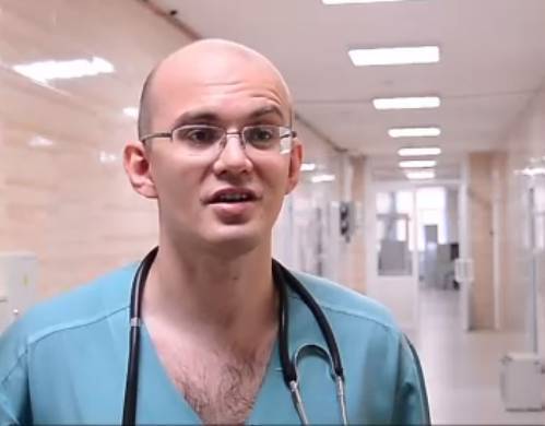 Денис Якименко - Оперштаб Кузбасса опубликовал видео с врачом, лечившим первых пациентов с коронавирусом - gazeta.a42.ru - Кемерово