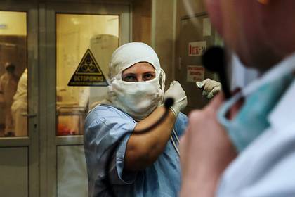 В Минздраве заявили о переломе в ситуации с коронавирусом в ближайшие дни - lenta.ru - Россия