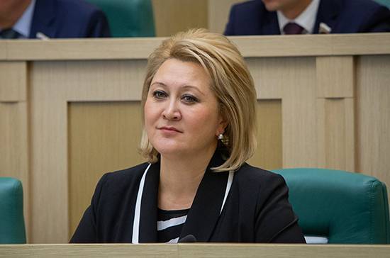 Лилия Гумерова - Гумерова поддержала инициативу о дистанционном поступлении в колледжи - pnp.ru