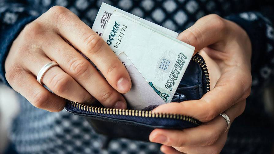 Роскачество призвало не использовать наличные деньги в период пандемии - gazeta.ru