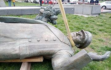 Иван Конев - В Праге демонтирован памятник cоветскому маршалу Коневу - charter97.org - Ссср - Прага - Чехия - район Прага