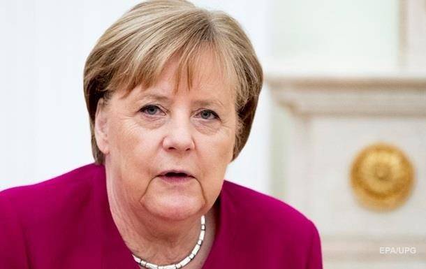 Ангела Меркель - Ангела Меркель вышла из самоизоляции - korrespondent.net - Германия