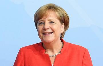 Ангела Меркель - Штеффен Зайберт - Ангела Меркель вышла из двухнедельной самоизоляции - charter97.org - Германия