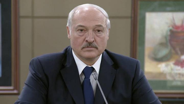 Александр Лукашенко - Лукашенко позвал инфицированных на улицу - vesti.ru - Белоруссия
