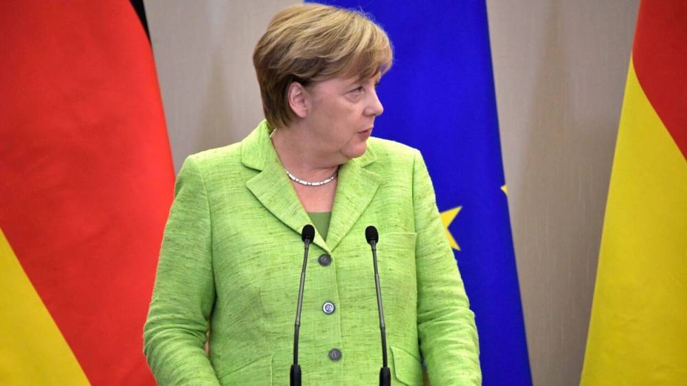 Ангела Меркель - Штеффен Зайберт - Меркель вернулась к работе после карантина - riafan.ru - Германия - Берлин