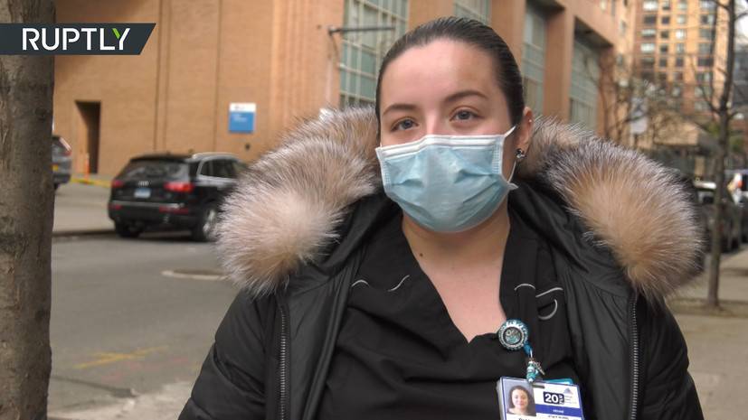 «Мне снятся кошмары»: медсестра из Нью-Йорка рассказала об условиях работы во время пандемии COVID-19 - russian.rt.com - Нью-Йорк
