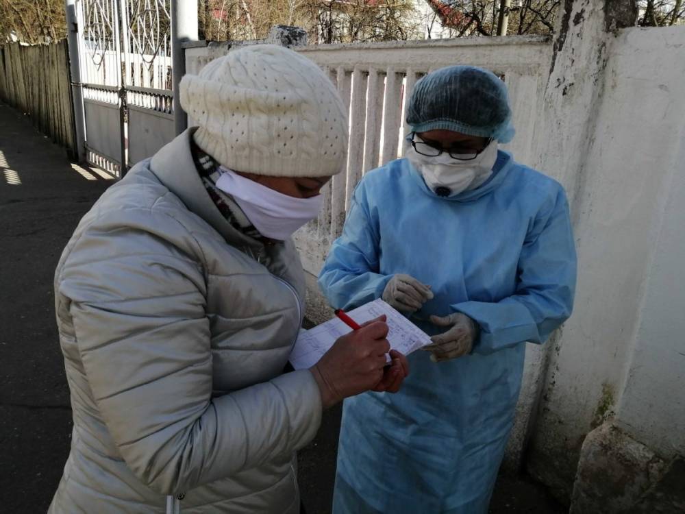 За сутки в Витебске умерли 2 женщины с пневмонией. Одна из них – медик - belsat.eu - Витебск