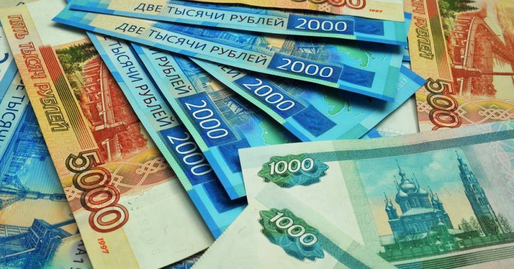 Россияне ожидают понижение зарплаты на фоне пандемии коронавируса - ren.tv - Россия