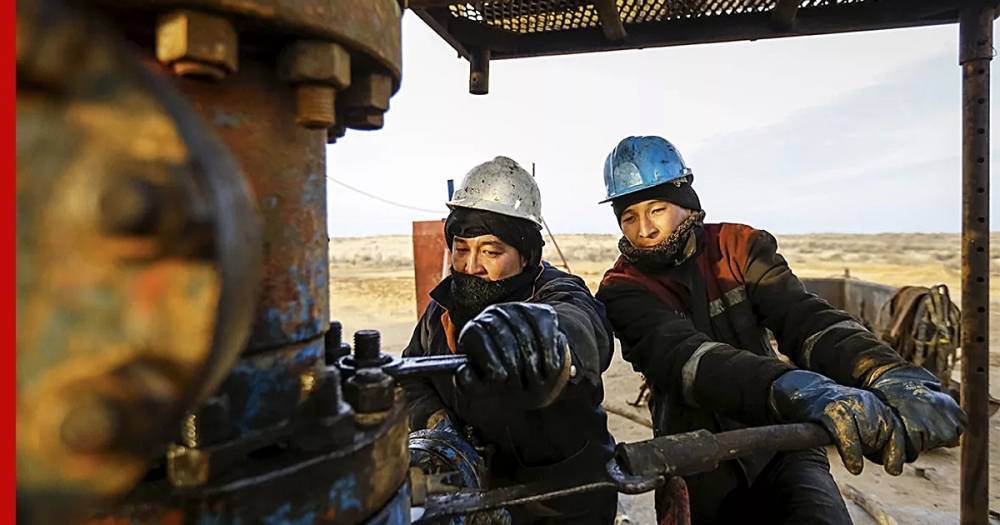 В Казахстане зафиксировано массовое заражение нефтяников COVID-19 - profile.ru - Казахстан - Атырауская обл.