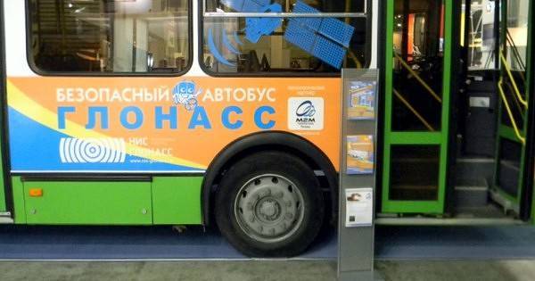 Обязательная установка в России систем ГЛОНАСС на автомобилях отложена - cnews.ru - Россия
