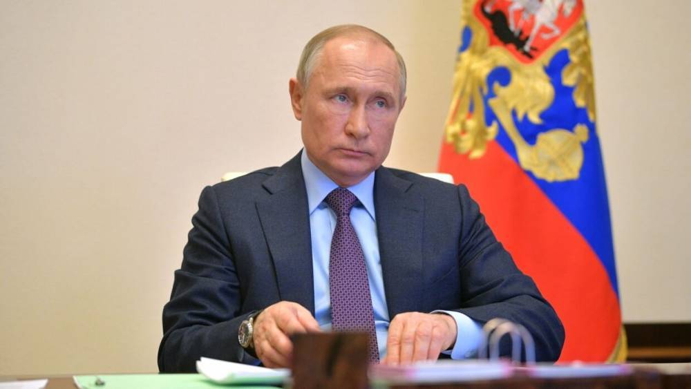 Владимир Путин - Путин заявил, что россияне всегда сопротивлялись любым напастям «всем миром» - riafan.ru - Россия - Москва