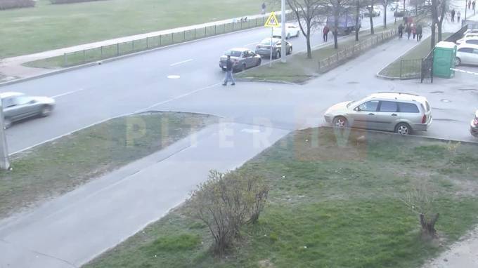 Видео: мужчина погиб после ДТП с бетономешалкой - piter.tv - Санкт-Петербург